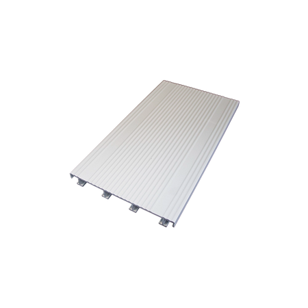 sanFLOOR 162 Terrassendiele gerillt - RAL 9006 Textur weißaluminium Schräge Ansicht